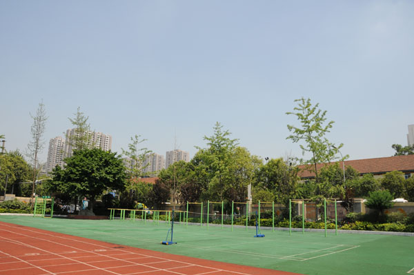成都鐵路中學(xué)建校時(shí)間、地址是多少？