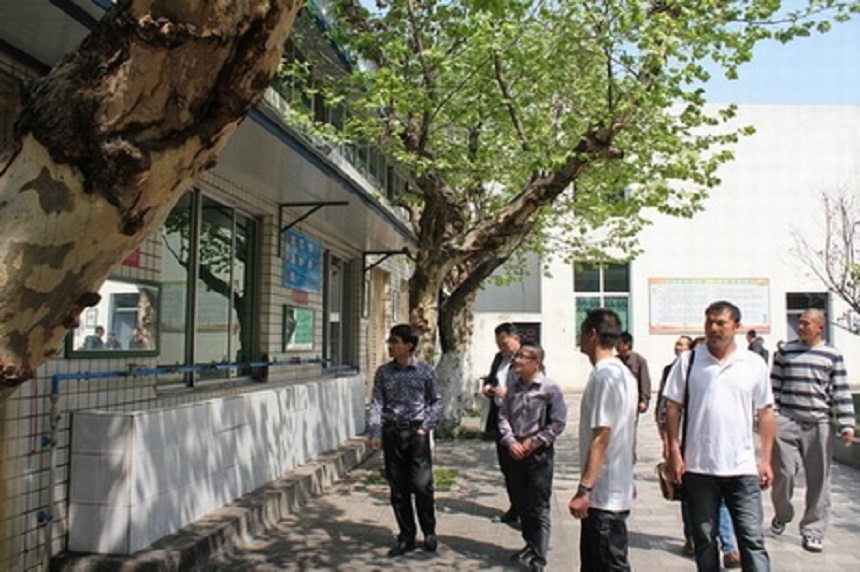 華潤高級中學(xué)地址在哪里？