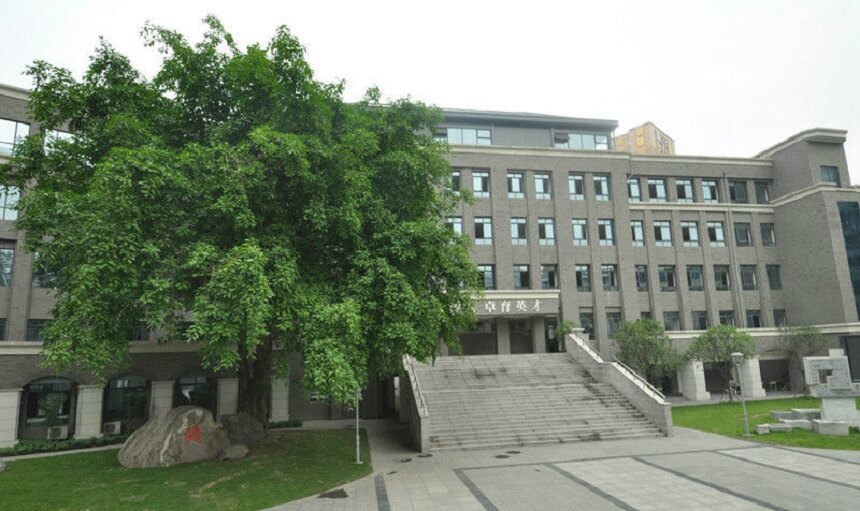 成都樹德中學校園環(huán)境怎么樣？