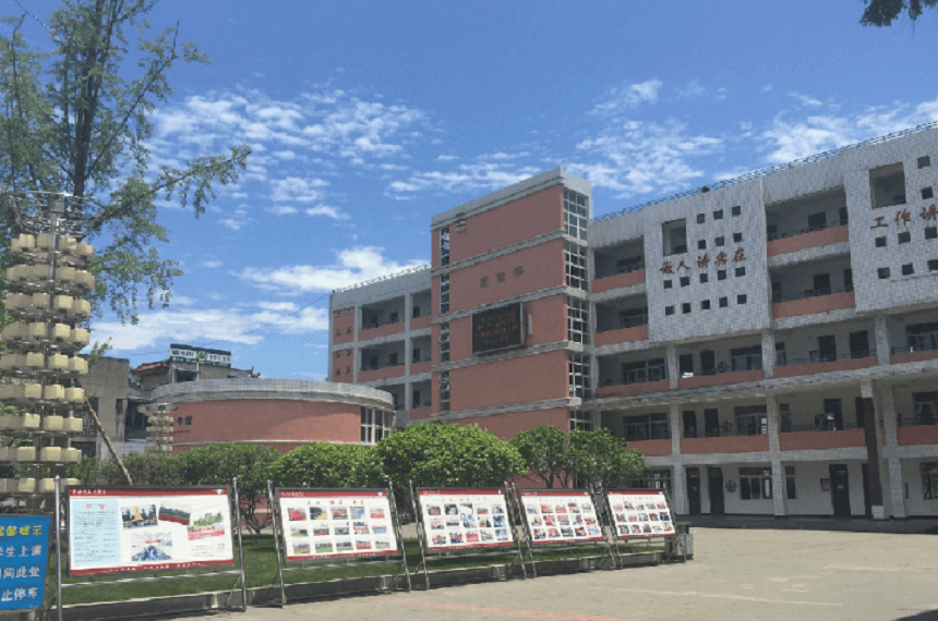 成都市籍田中學環(huán)境怎么樣？