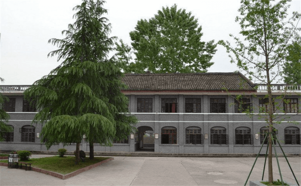閬中市柏埡中學(xué)學(xué)校環(huán)境怎么樣？