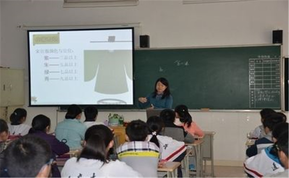會理縣第二中學(xué)的招辦電話是多少？