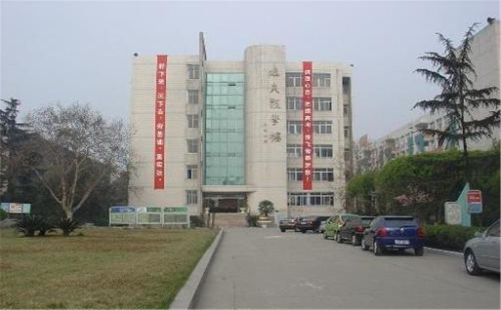 四川師范大學(xué)附屬中學(xué)2020年的能錄取分?jǐn)?shù)是多少？