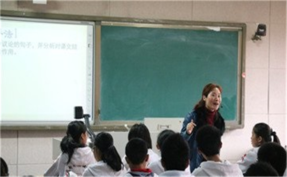 成都實(shí)驗(yàn)中學(xué)去年的錄取分?jǐn)?shù)線是多少？