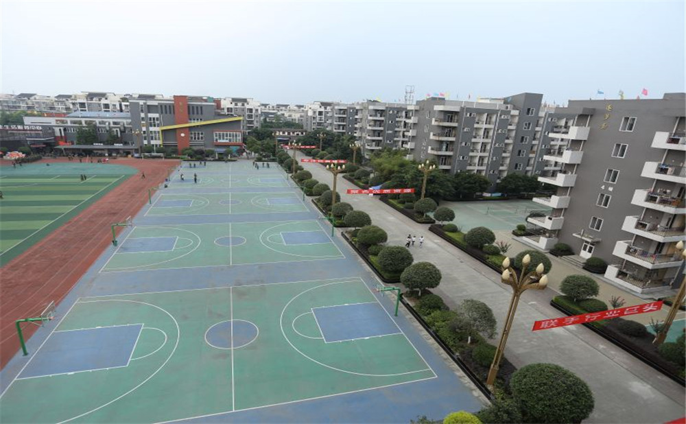 大彎中學(xué)去年的錄取分?jǐn)?shù)線是多少？