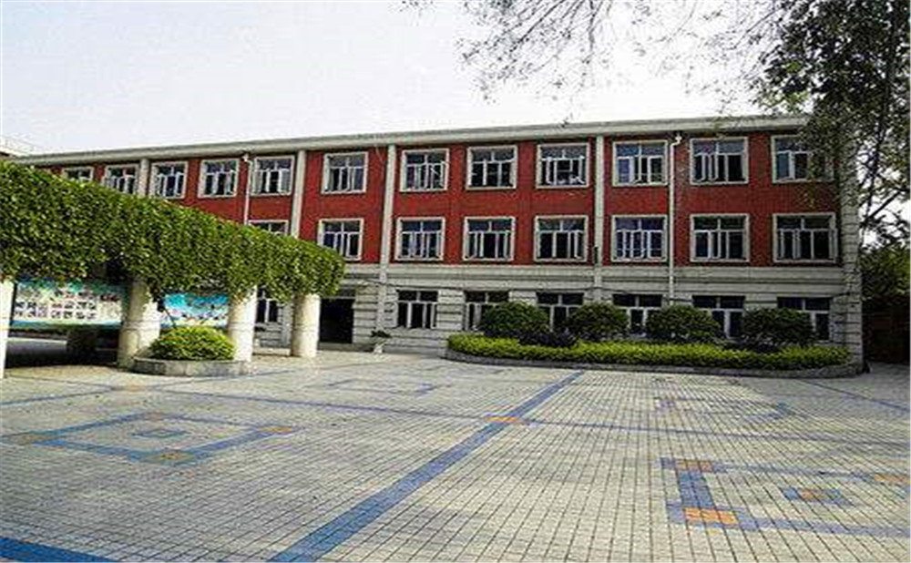 成都樹德中學近三年的錄取分數(shù)是多少？