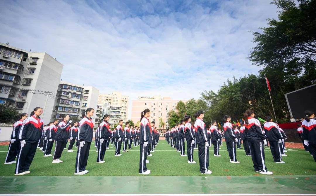 成都西川中學(xué)近三年的錄取分?jǐn)?shù)線是多少？