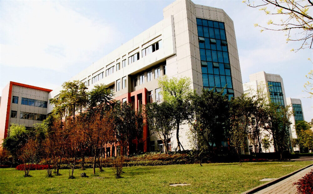 成都航天中學(xué)2020年招生標(biāo)準(zhǔn)在哪兒看？