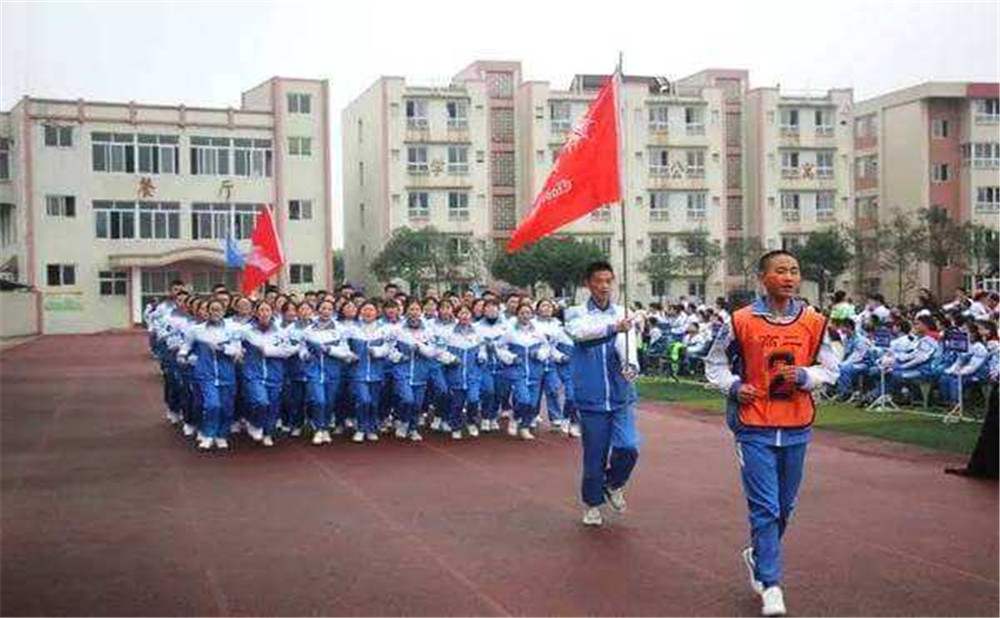 大邑縣實驗中學(xué)近三年的錄取分?jǐn)?shù)是多少？