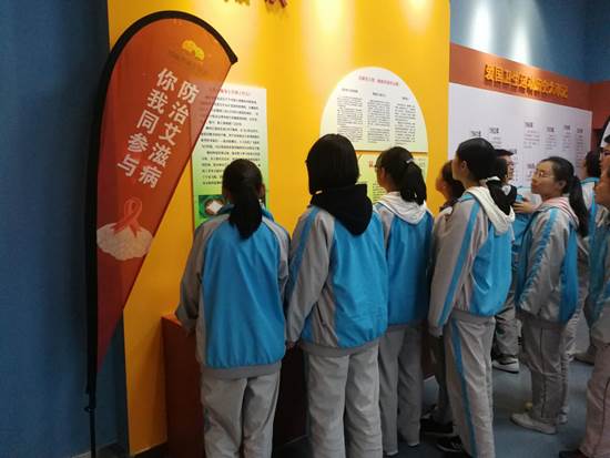 2020年西南交通大學(xué)附屬中學(xué)計劃招多少人？