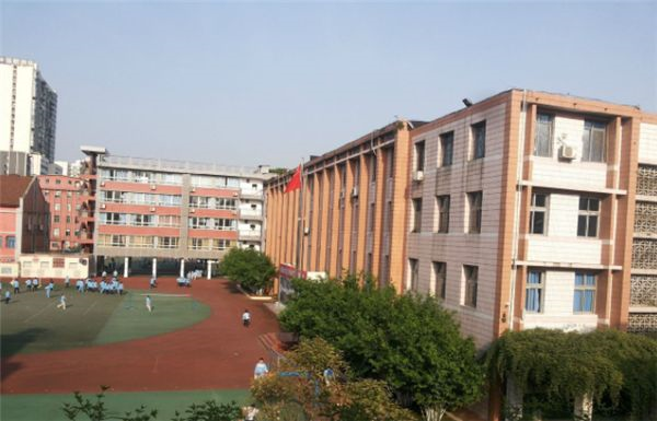 通錦中學的本科升學率是多少？