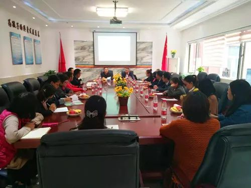 成都鐵路中學的錄取分數(shù)線是多少？