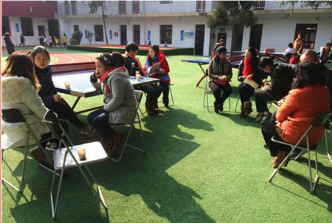 成都市第三十三中學(xué)高中一年的學(xué)費(fèi)是多少？"image.png"