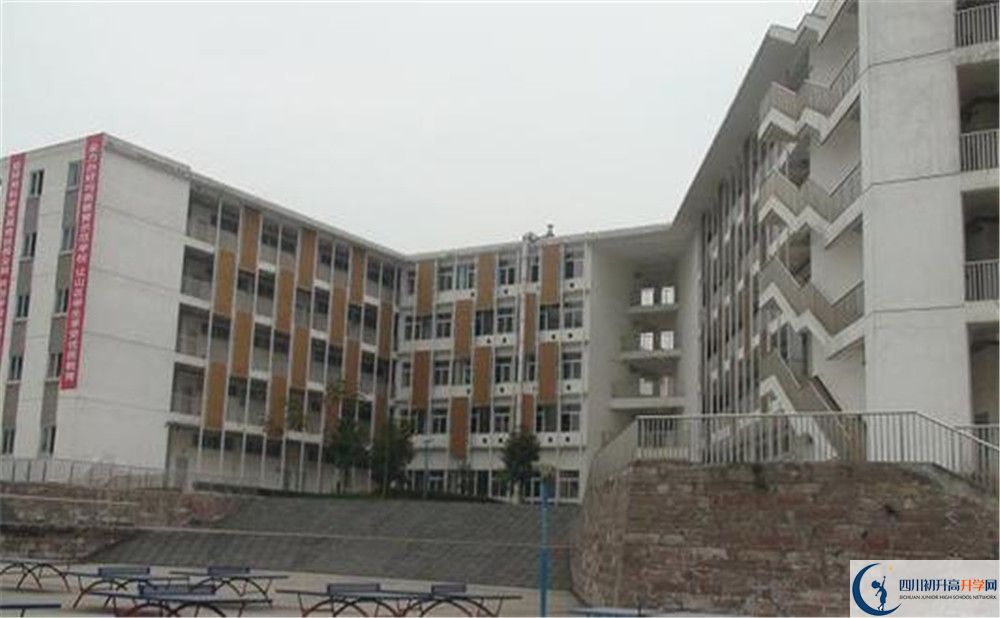 成都經(jīng)開區(qū)實(shí)驗(yàn)中學(xué)2020年外地生自主招生錄取名單在哪看？