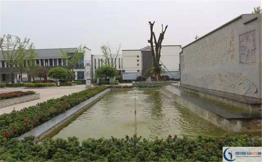 石室白馬中學初升高自主招生錄取線是多少分？