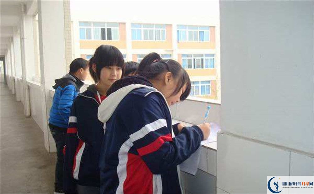 大邑縣實驗中學(xué)的自主招生分數(shù)是多少分？
