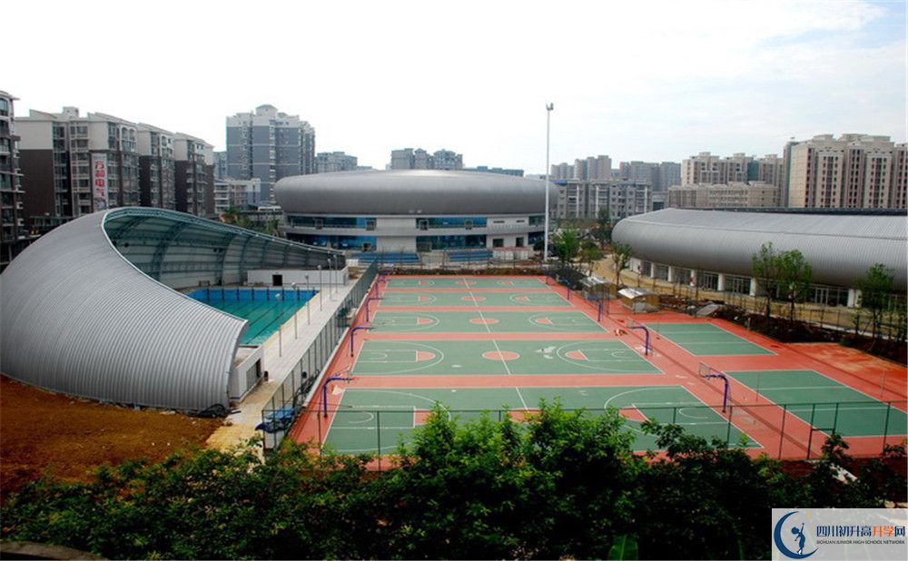 簡陽中學(xué)住宿費(fèi)用是多少？