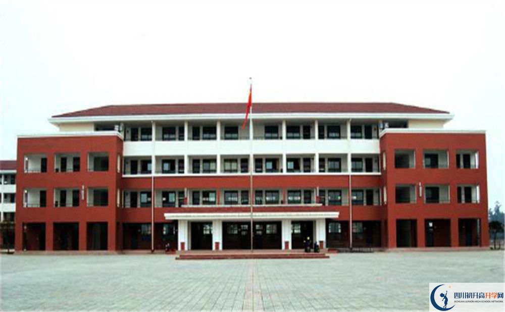 邛崍一中住宿費(fèi)用是多少？