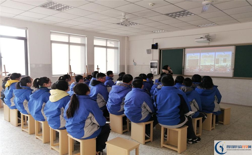成都市第四十九中學(xué)初升高難不難？