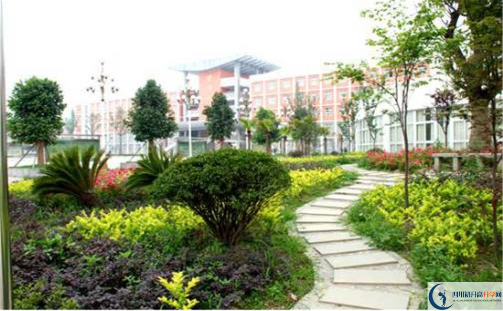 濛陽(yáng)中學(xué)的高中住宿怎么樣？