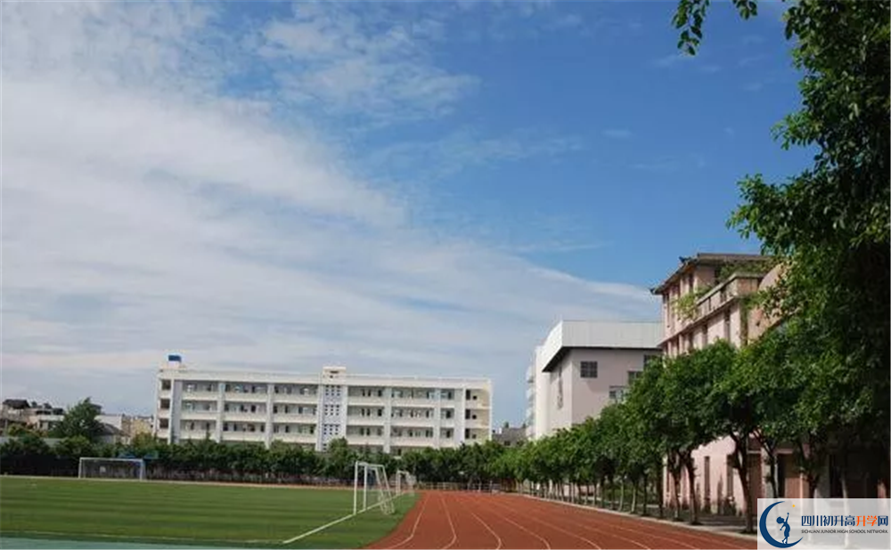 邛崍二中是重點中學嗎？