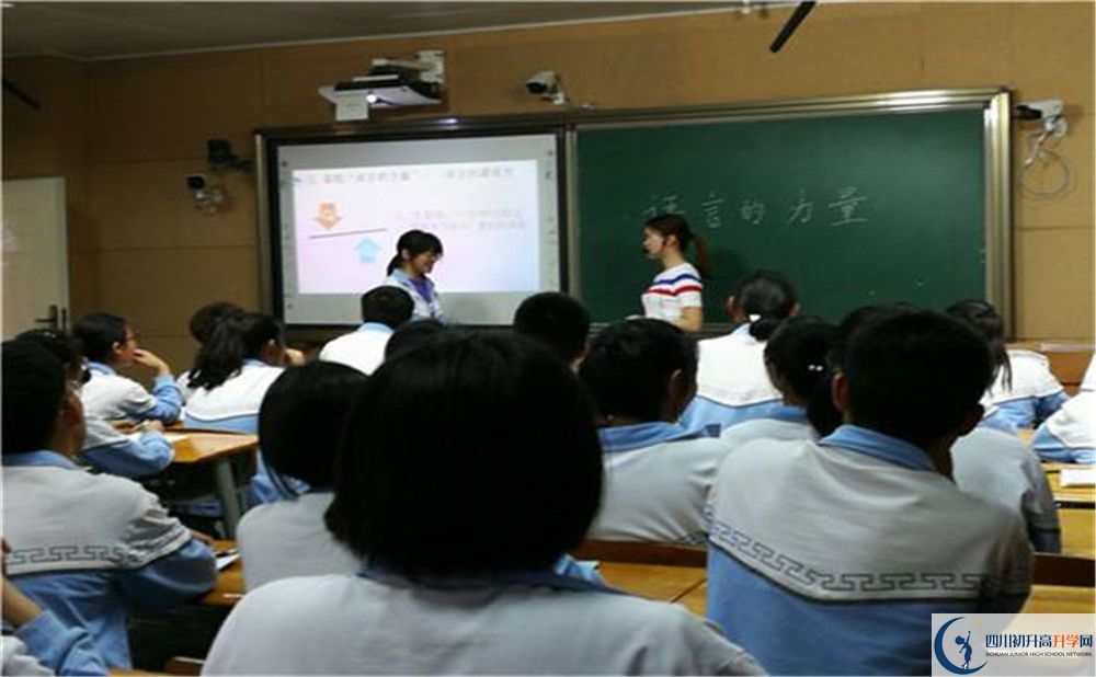 華潤高級中學2020年高三文綜測試題難嗎？