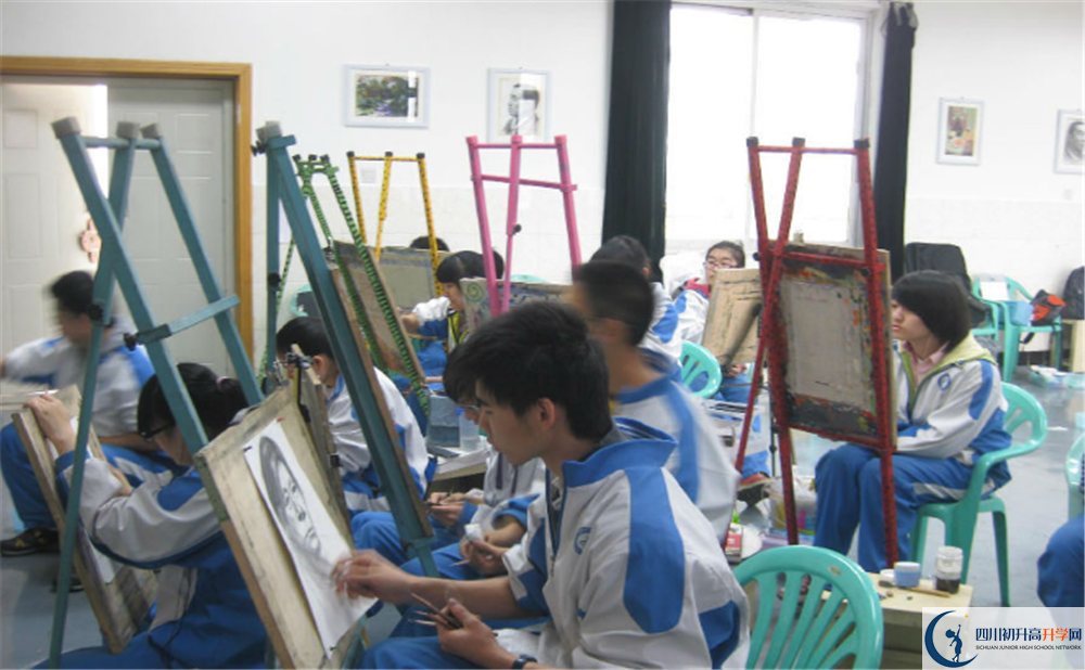 成都十一中實(shí)驗(yàn)班學(xué)費(fèi)貴嗎？