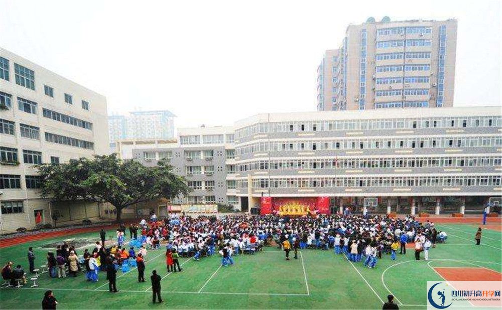 成都十一中平行班中考重點(diǎn)率是多少？