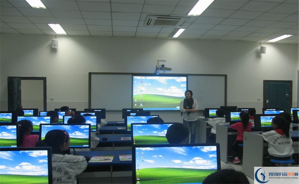 鹽道街外國語學校2020屆高三數(shù)學測試題在哪看？