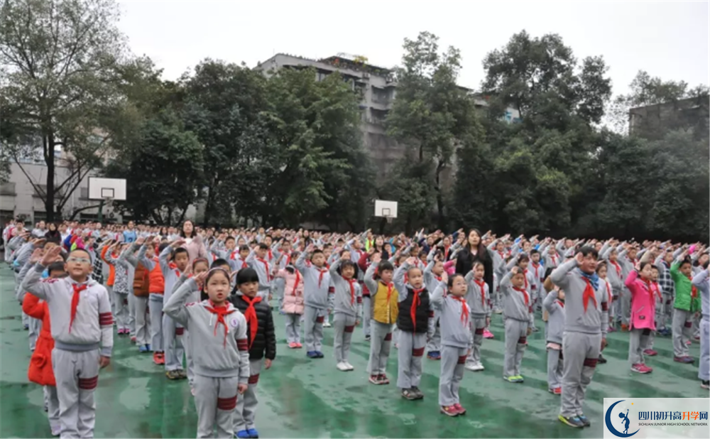 成都市石室聯(lián)中蜀華分校軍訓(xùn)多久？