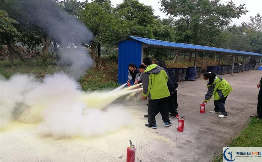 成都經濟技術開發(fā)區(qū)實驗中學高一作息時間是多久？