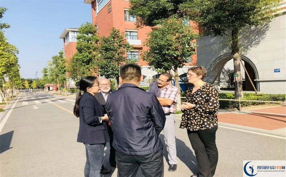 2020新都一中二診數(shù)學(xué)試題答案在哪看？