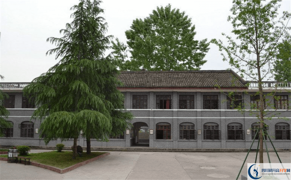 閬中市柏埡中學(xué)今年的錄取條件是否有變化？
