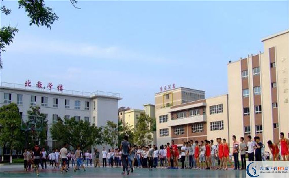 達州鐵路中學今年的錄取條件是否有變化？