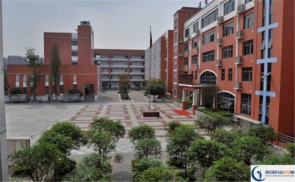 成都市川化中學(xué)近幾年的升學(xué)率高不高？